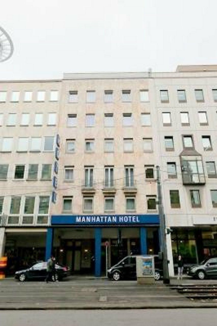 Manhattan Hotel Francfort-sur-le-Main Extérieur photo